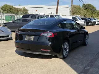 2022 Tesla Model 3 Rear-Wheel Drive