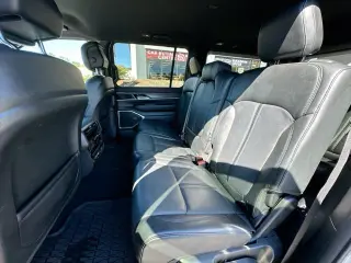 Jeep Wagoneer 2024 4x2 Series II 4dr SUV