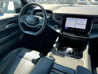 Jeep Wagoneer 2024 4x2 Series II 4dr SUV