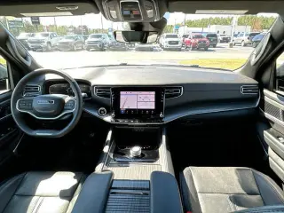 Jeep Wagoneer 2024 4x2 Series II 4dr SUV