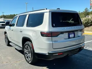 Jeep Wagoneer 2024 4x2 Series II 4dr SUV
