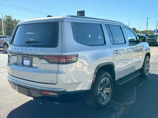 Jeep Wagoneer 2024 4x2 Series II 4dr SUV
