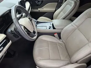 Lincoln Aviator 2022 AWD Reserve 4dr SUV