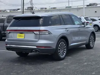 Lincoln Aviator 2022 AWD Reserve 4dr SUV