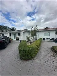 Propiedad de alquiler con 4 dormitorios y 3 baños en Miami