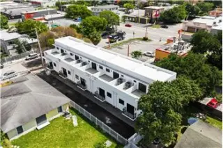 Propiedad de alquiler con 3 dormitorios y 2 baños en Miami
