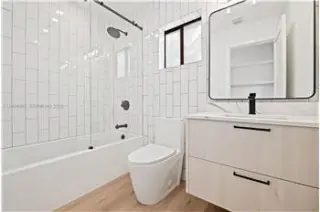 Propiedad de alquiler con 3 dormitorios y 2 baños en Miami