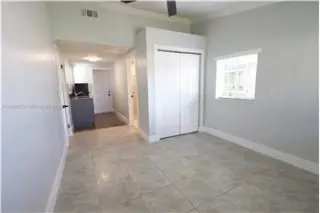 Propiedad de alquiler con 3 dormitorios y 2 baños en Miami