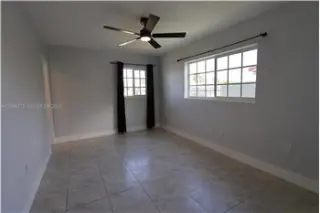 Propiedad de alquiler con 3 dormitorios y 2 baños en Miami
