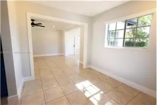 Propiedad de alquiler con 3 dormitorios y 2 baños en Miami
