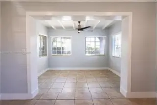 Propiedad de alquiler con 3 dormitorios y 2 baños en Miami