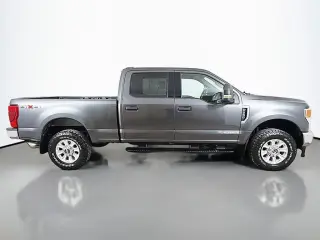 Ford F-250 Super Duty 2020 4x4 King Ranch 4dr Crew Cab 8 ft. LB Pickup