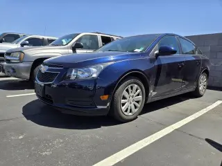 Chevrolet Cruze 2011 LT 4dr Sedan w/1LT