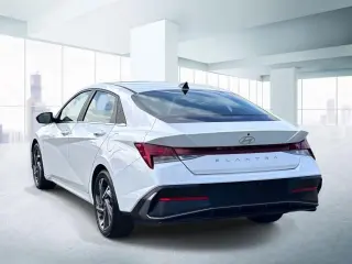 Hyundai ELANTRA 2024 SEL 4dr Sedán