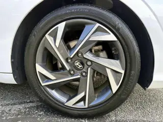 Hyundai ELANTRA 2024 SEL 4dr Sedán