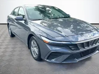 Hyundai ELANTRA 2024 SE 4dr Sedán