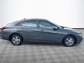 Hyundai ELANTRA 2024 SE 4dr Sedán