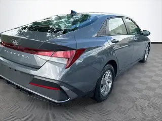 Hyundai ELANTRA 2024 SE 4dr Sedán