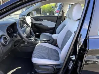Hyundai KONA 2023 AWD SE 4dr Crossover