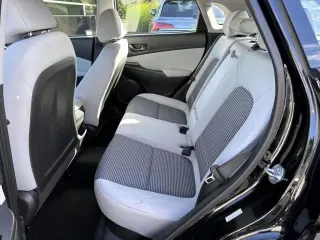 Hyundai KONA 2023 AWD SE 4dr Crossover