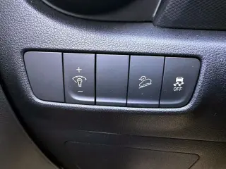 Hyundai KONA 2023 AWD SE 4dr Crossover