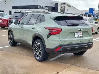 Chevrolet Trax 2024 RS 4dr Crossover con 2RS