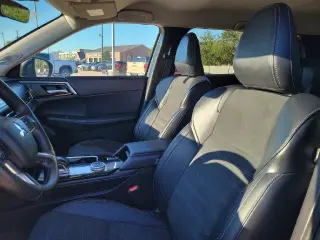 Mitsubishi Outlander 2025 SE 4dr SUV