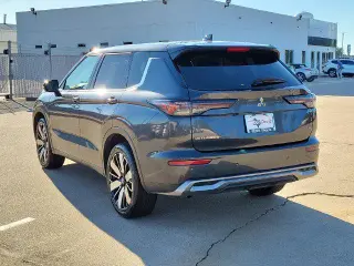Mitsubishi Outlander 2025 SE 4dr SUV