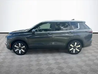 Mitsubishi Outlander 2025 SE 4 SUV