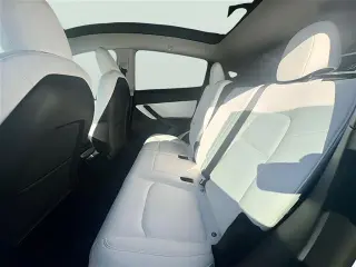 Tesla Model Y 2021 AWD Performance 4dr Crossover