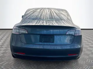 Tesla Model 3 2022 AWD Long Range 4dr Sedán