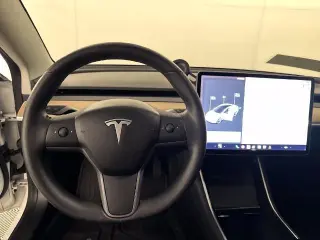 Tesla Model 3 2020 AWD Standard Range 4dr Fastback