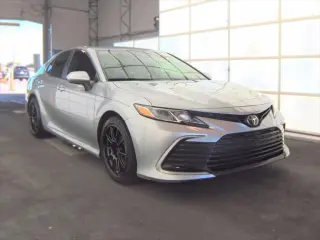 Toyota Camry 2022 LE 4dr Sedán
