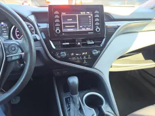 Toyota Camry 2022 LE 4dr Sedán