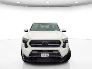 Toyota Tacoma 2024 4x4 SR5 4dr Double Cab 5.0 ft SB