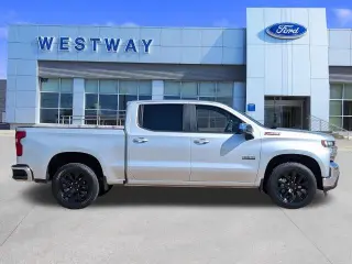 Chevrolet Silverado 1500 Limited 2022 4x4 LT 4dr Crew Cab 5.8 ft. SB w/1LT