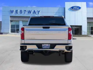 Chevrolet Silverado 1500 Limited 2022 4x4 LT 4dr Crew Cab 5.8 ft. SB w/1LT