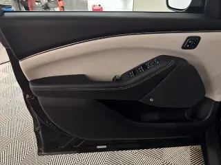 Ford Mustang Mach-E 2023 AWD Premium 4dr SUV
