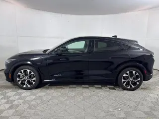 Ford Mustang Mach-E 2023 AWD Premium 4dr SUV