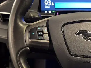 Ford Mustang Mach-E 2022 AWD Premium 4dr SUV