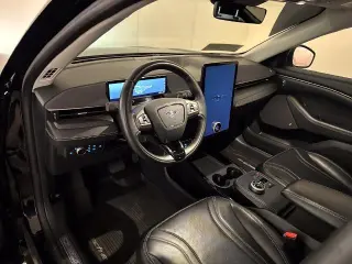 Ford Mustang Mach-E 2022 AWD Premium 4dr SUV