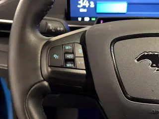 Ford Mustang Mach-E 2024 Premium SUV de 4 puertas