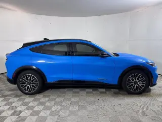 Ford Mustang Mach-E 2024 Premium SUV de 4 puertas