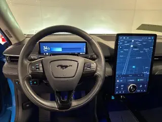 Ford Mustang Mach-E 2024 Premium SUV de 4 puertas