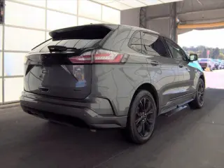 Ford Edge 2023 AWD SE 4dr Crossover