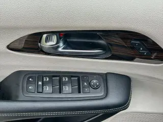 Chrysler Pacifica 2023 Limited 4dr Mini-Van