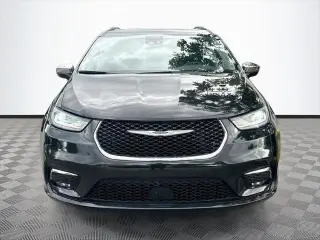 Chrysler Pacifica 2023 Limited 4dr Mini-Van