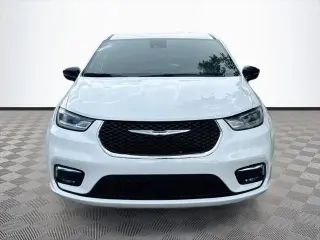 Chrysler Pacifica 2025 Select 4dr Mini-Van