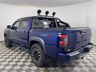 Nissan Frontier 2022 4x4 PRO-4X 4dr Crew Cab 5 ft. SB