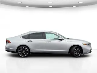Honda Accord Hybrid 2024 Touring 4dr Sedán